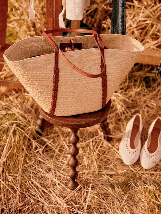 Sezane straw bag store