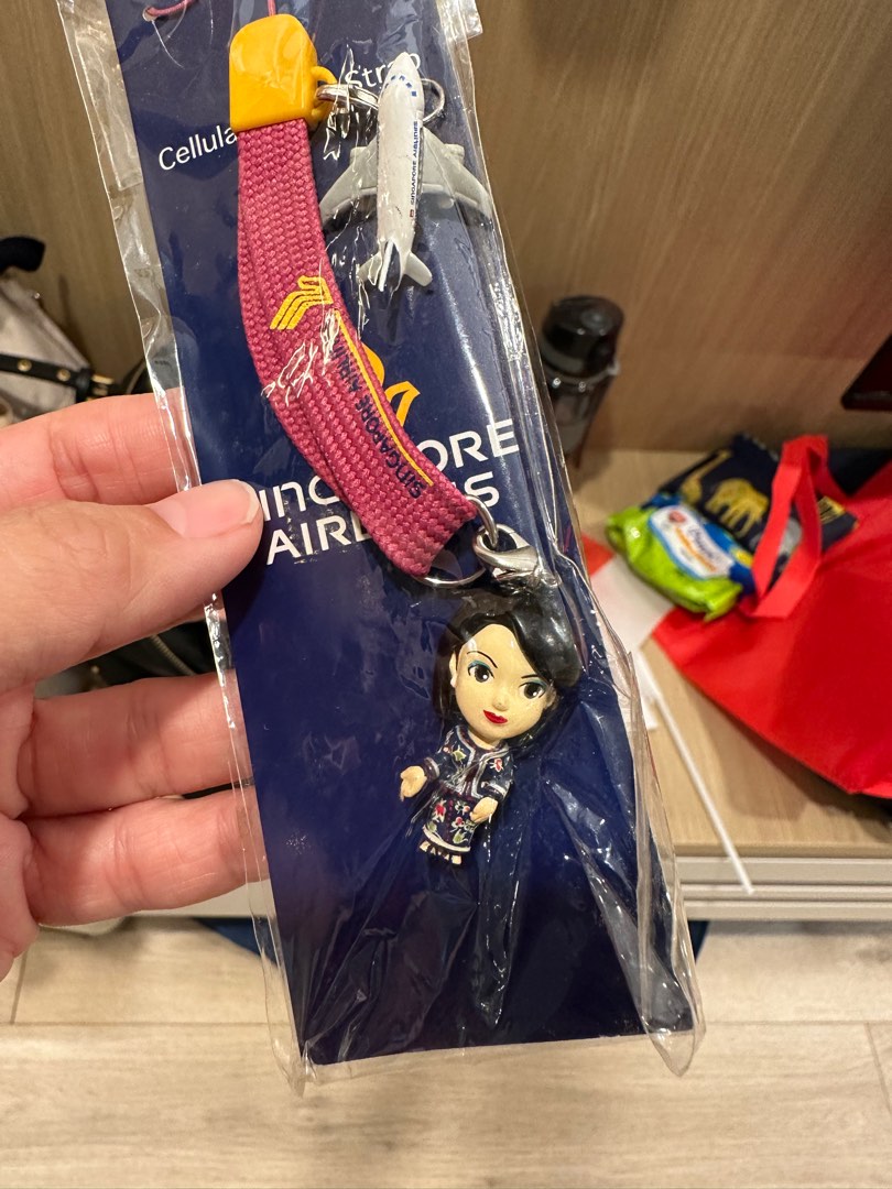 SIA key chain, Hobbies & Toys, Memorabilia & Collectibles, Vintage