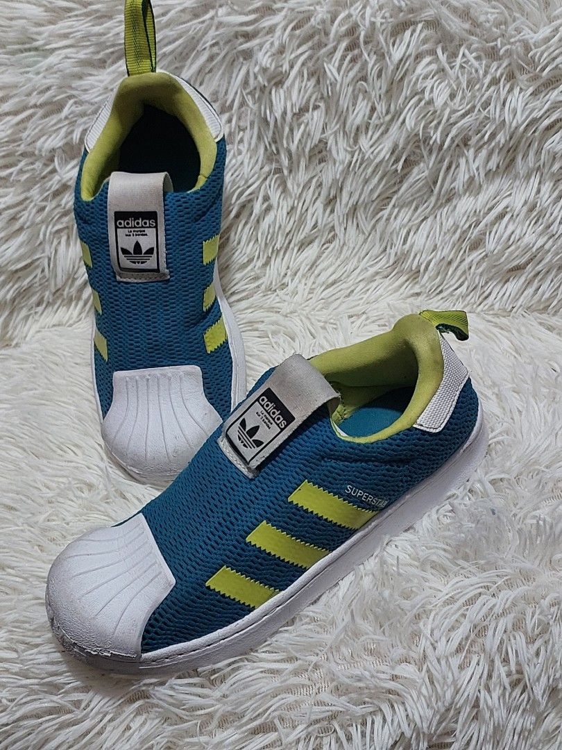 Original superstar slip on cyan hotsell