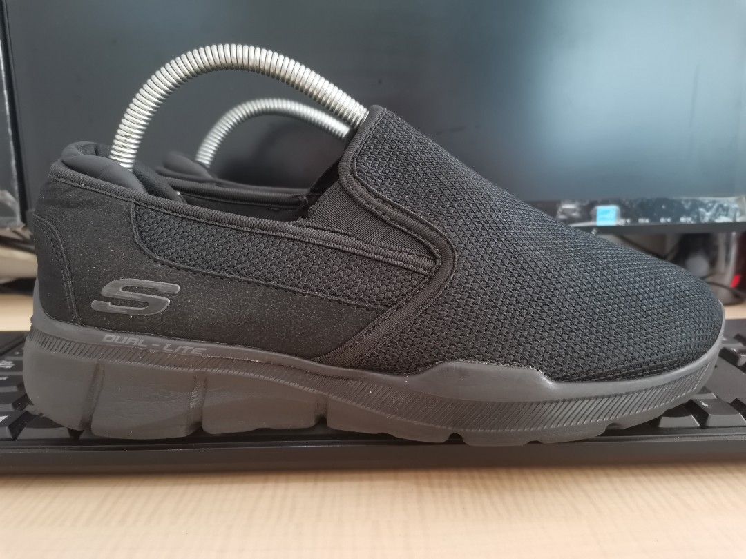 Skechers on sale dual lite