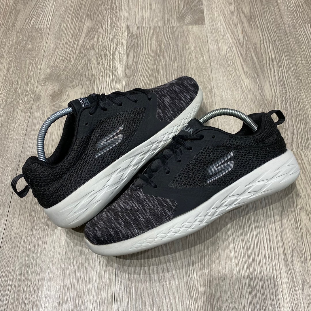 Skechers go 2024 run 600 reactor