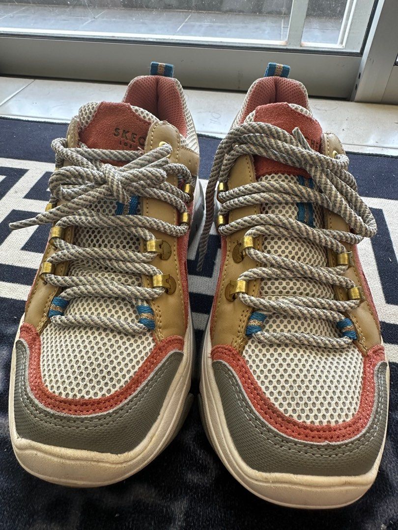 Skechers Los Angeles