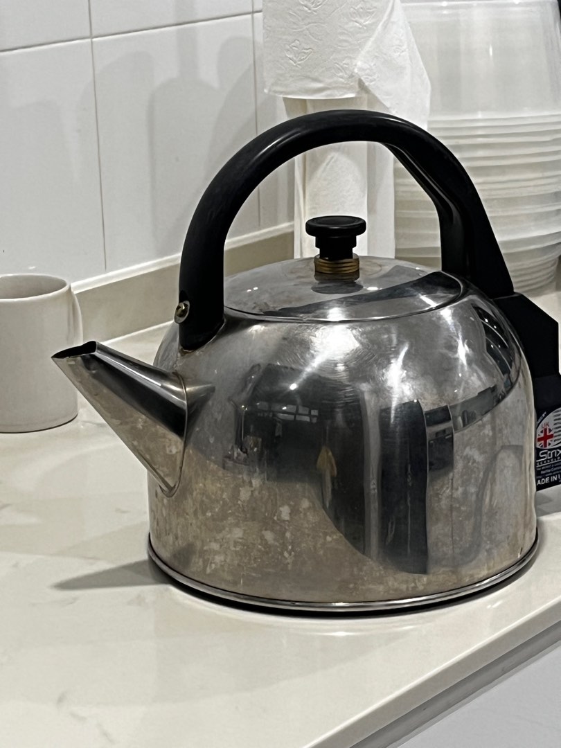 Strix Kettle (Made in UK), TV & Home Appliances, Kitchen Appliances, Kettles & Airpots on Carousell