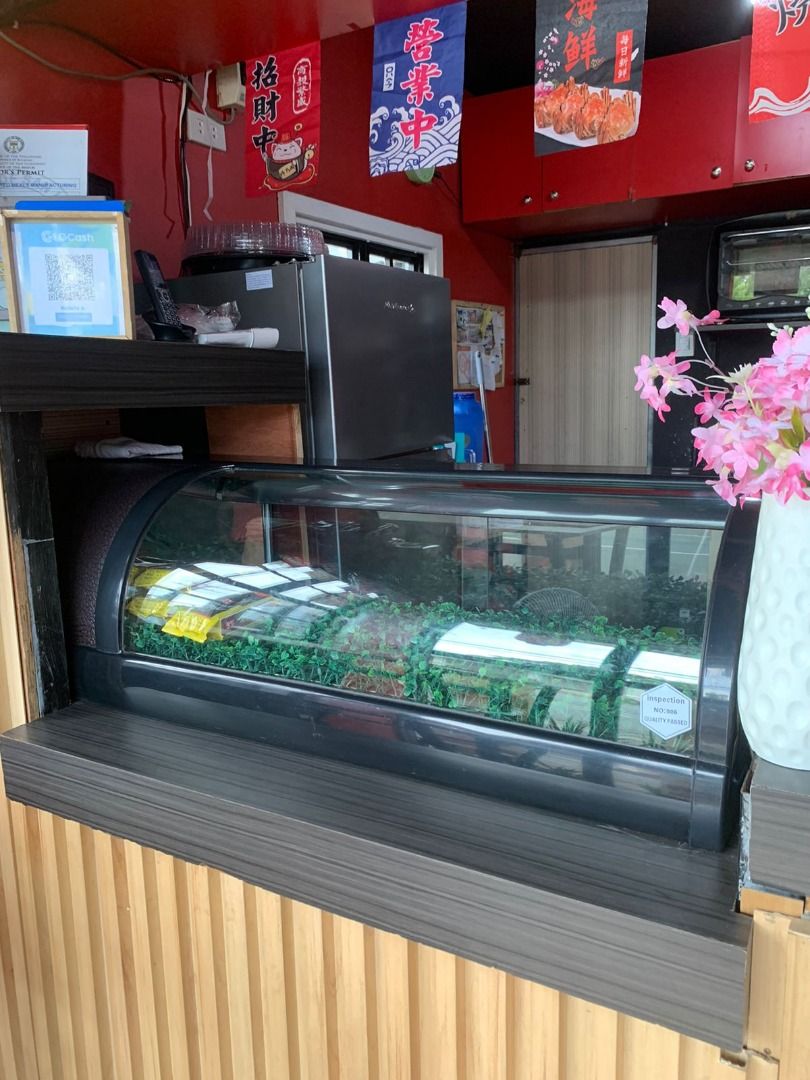 Sushi Display Chiller (Category: Refrigerators and Freezers) located in San Ildefonso. Submitted by kenizplay (Listing ID 1247845269, Image 2). Description: WTCCSS 1.2CL Temperature: 5-10 degrees Celsius (optimal for sushi or seafoods) Dimension: L120cm x W39cm x H32cm Power 180Watts Weight: 30Kg Perfect condition. No single issue. fresh, almost never used. Well taken care of. Original price: about 39,000 from Worlflex Trading Free delivery near 