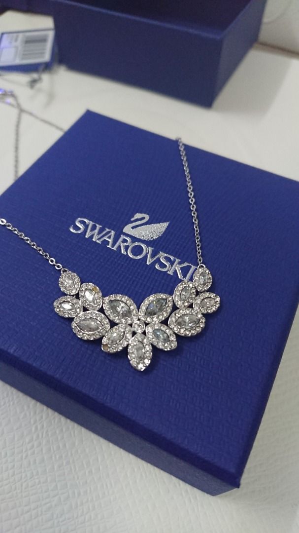 Swarovski baron deals necklace