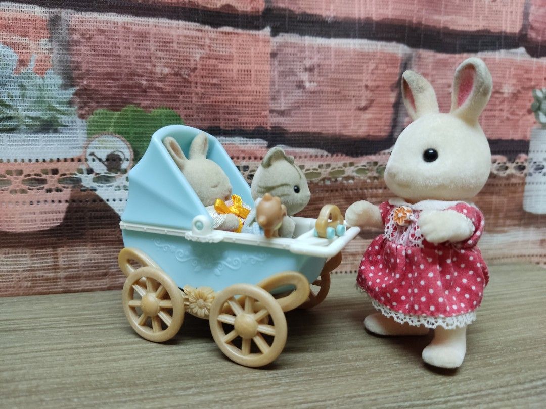 Sylvanian families 2025 twin pram