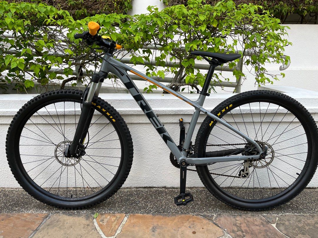 Trek marlin 6 2020 grey top