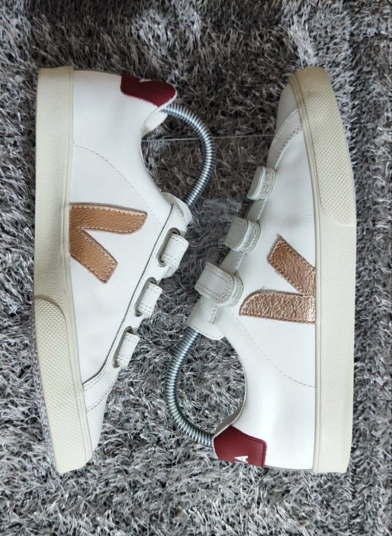 Veja 3 online lock marsala