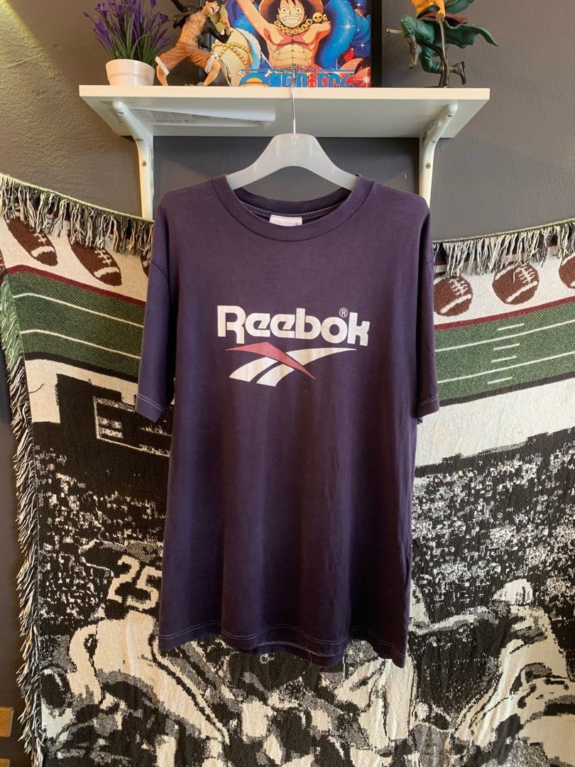 vintage reebok tshirt