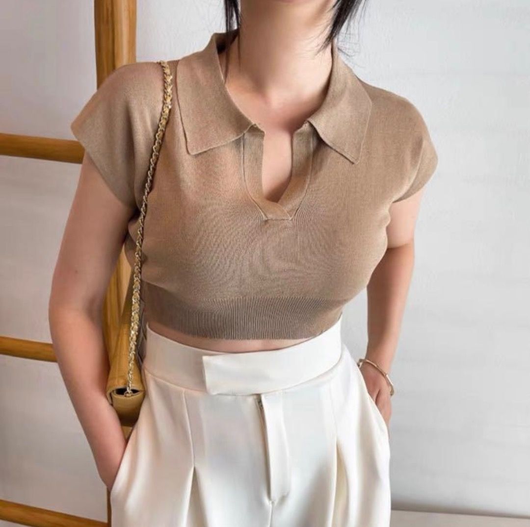 Women's Peach V-Neck Ribbed Crop Top