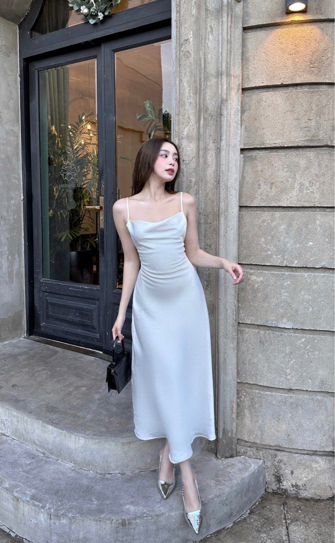 White colour best sale dress for girl