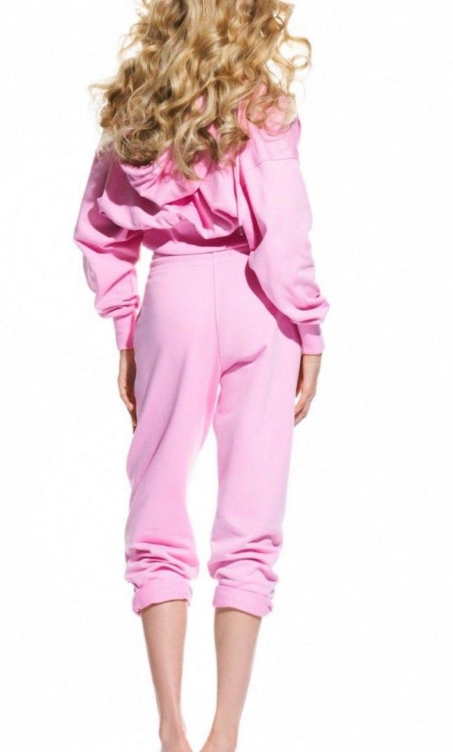 Zara X Barbie 期間限定, 女裝, 運動服裝- Carousell