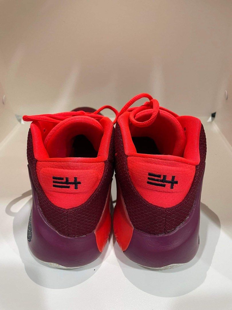 custom zoom freaks