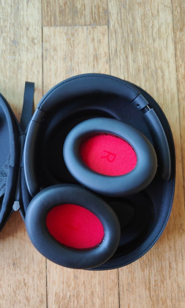 1More SonoFlow wireless noise-canceling headphone review