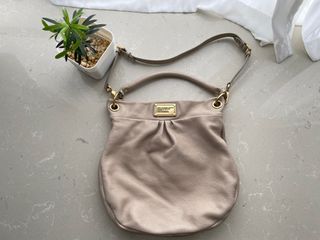 （分類：）位於 。 由 mcfanny318 提交（商品編號 1247901763，圖片 1）。簡介： 。