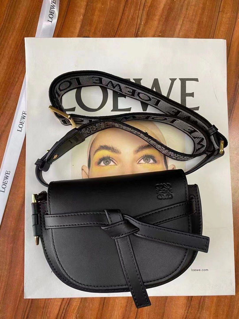 9 100 original LOEWE mini gate bag