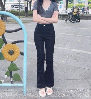 高腰喇叭褲