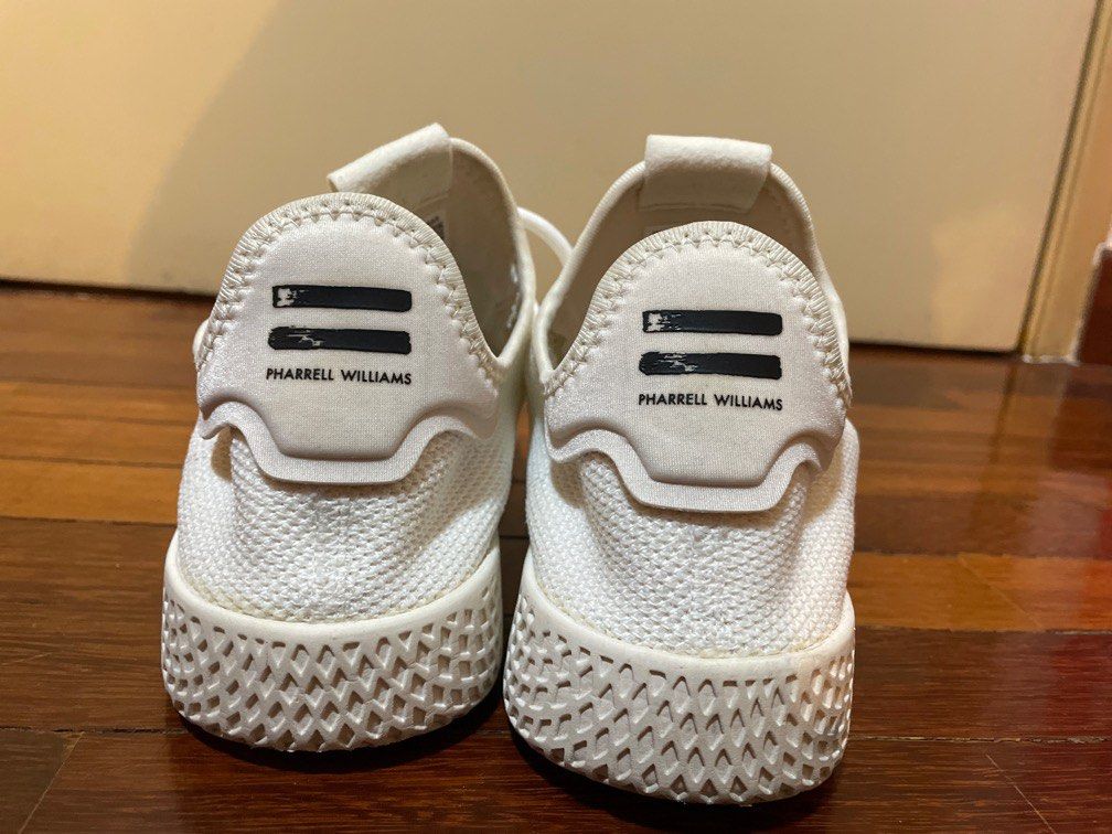 Adidas white pharrell williams hot sale
