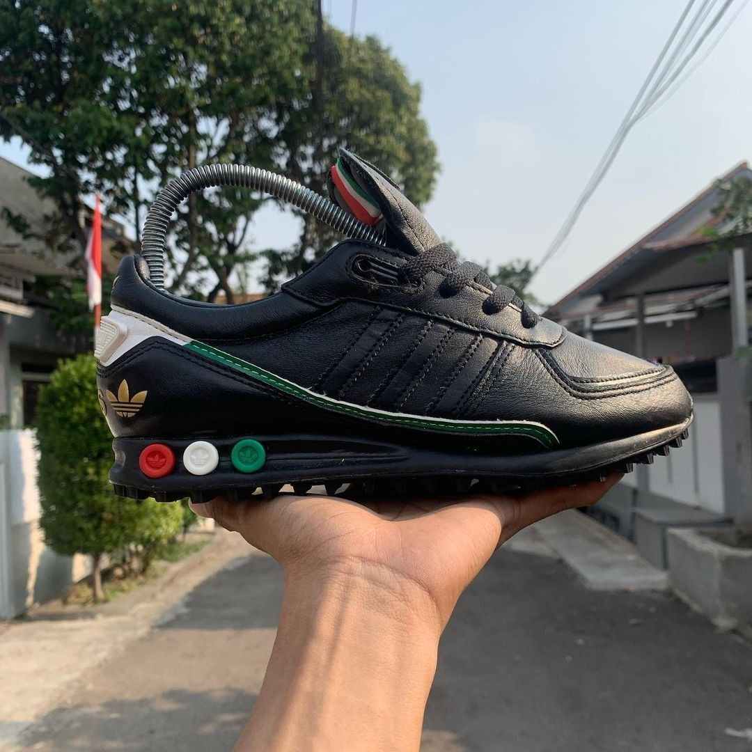 adidas La trainer 2 Fesyen Pria Sepatu Sneakers di Carousell