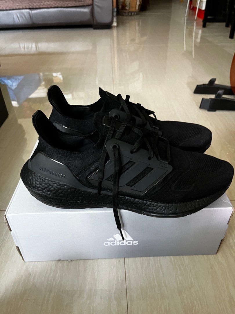 Adidas Ultraboost 22 Triple Black Size US 13 Men s Fashion