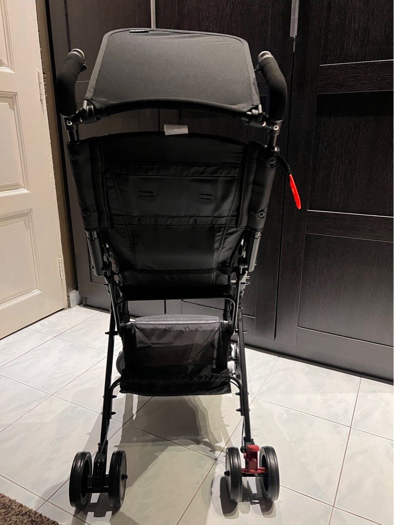 Aldo deals compact stroller