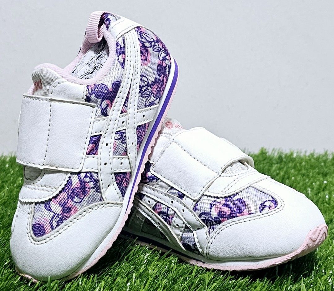 Asics hotsell minnie mouse