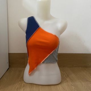assymetric / one shoulder top