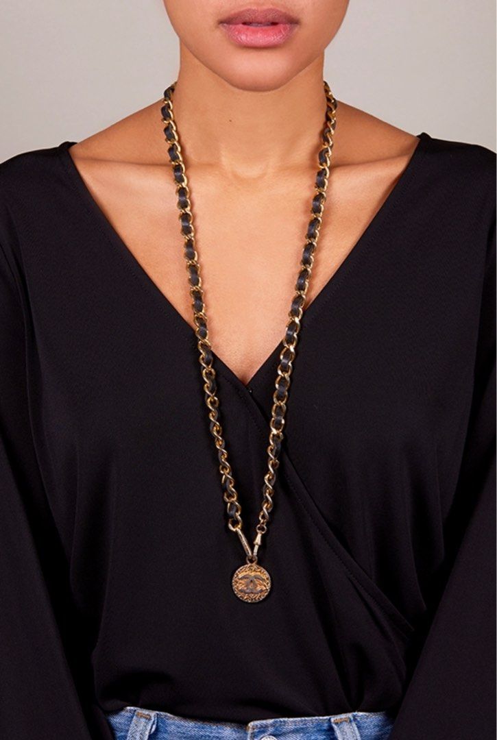 Gold chain cheap medallion