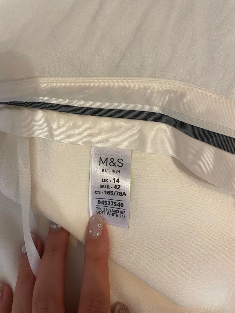 Autograph M S White Capri Trousers Women s Fashion Bottoms