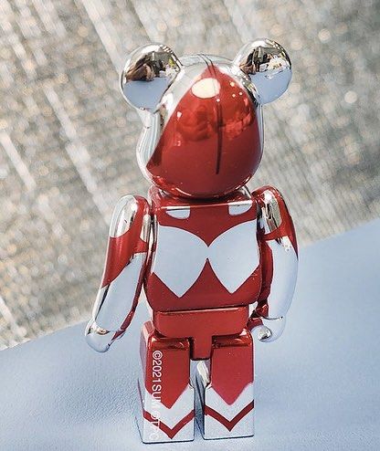 BE@RBRICK Series store 44 Shin HERO ULTRAMAN Bearbrick 100%