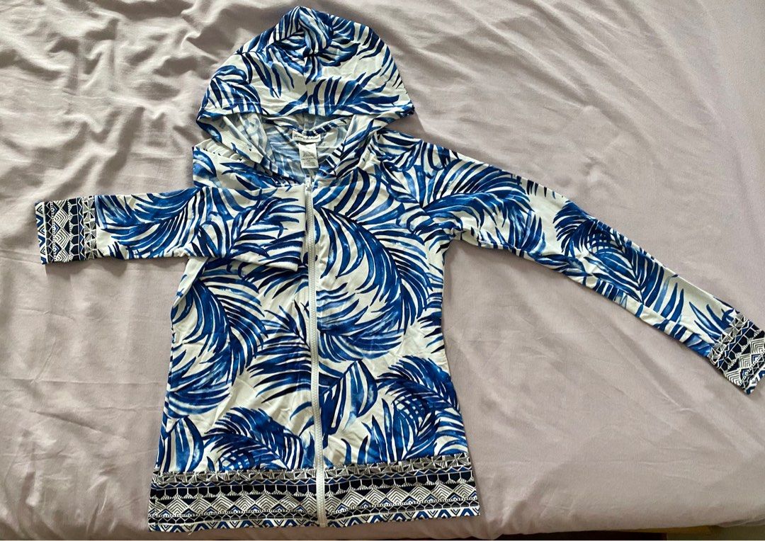 White soft hoodie top