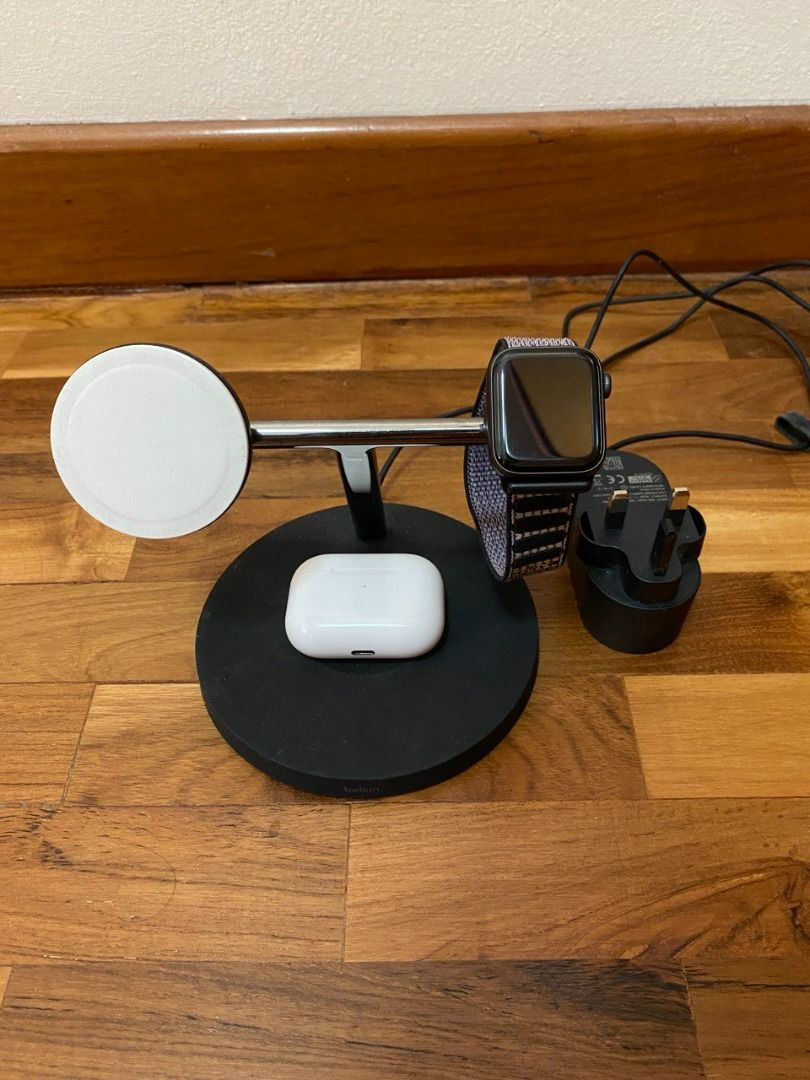 Belkin 3-in-1 Wireless Charger with MagSafe 15W black, Mobile Phones ...