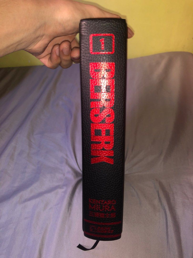 Berserk Deluxe Edition Volume 1, Hobbies & Toys, Books & Magazines