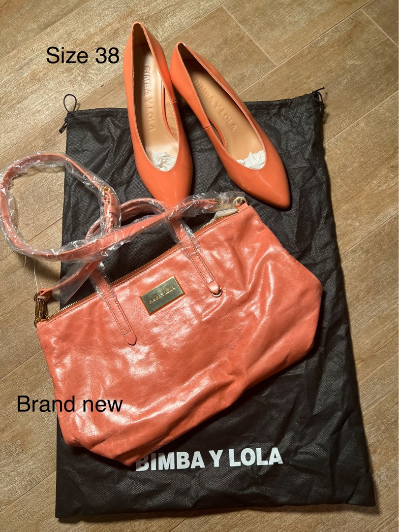 Bimba y Lola Crossbody Waterproof Bag: Handbags