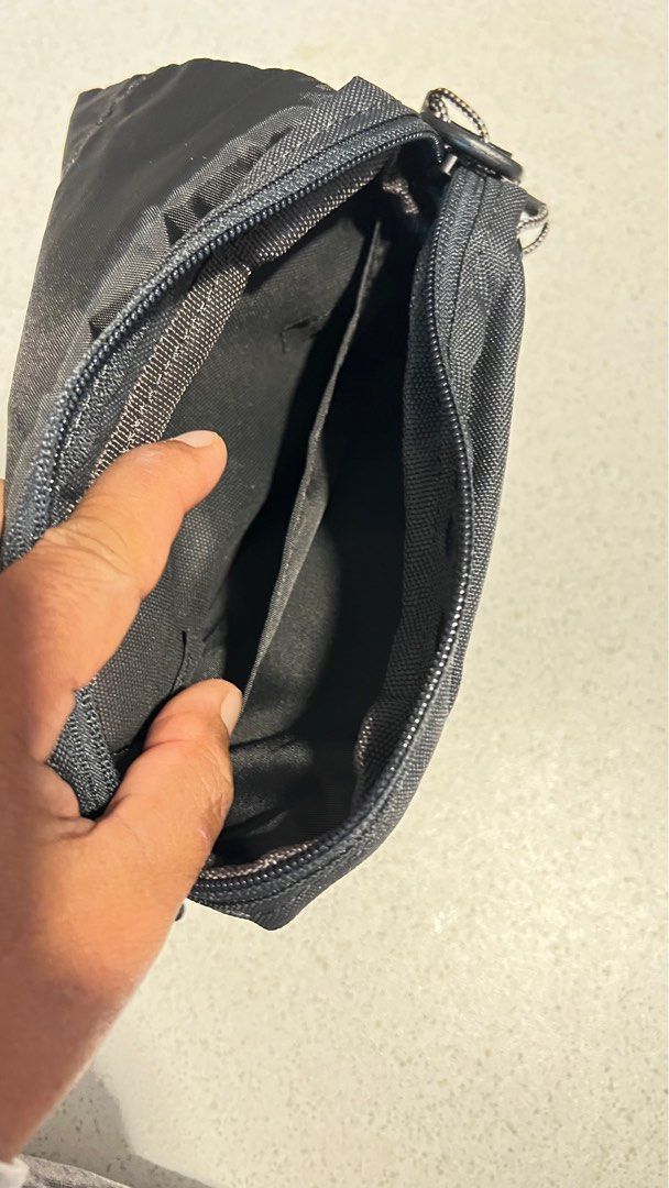 Decathlon pouch store