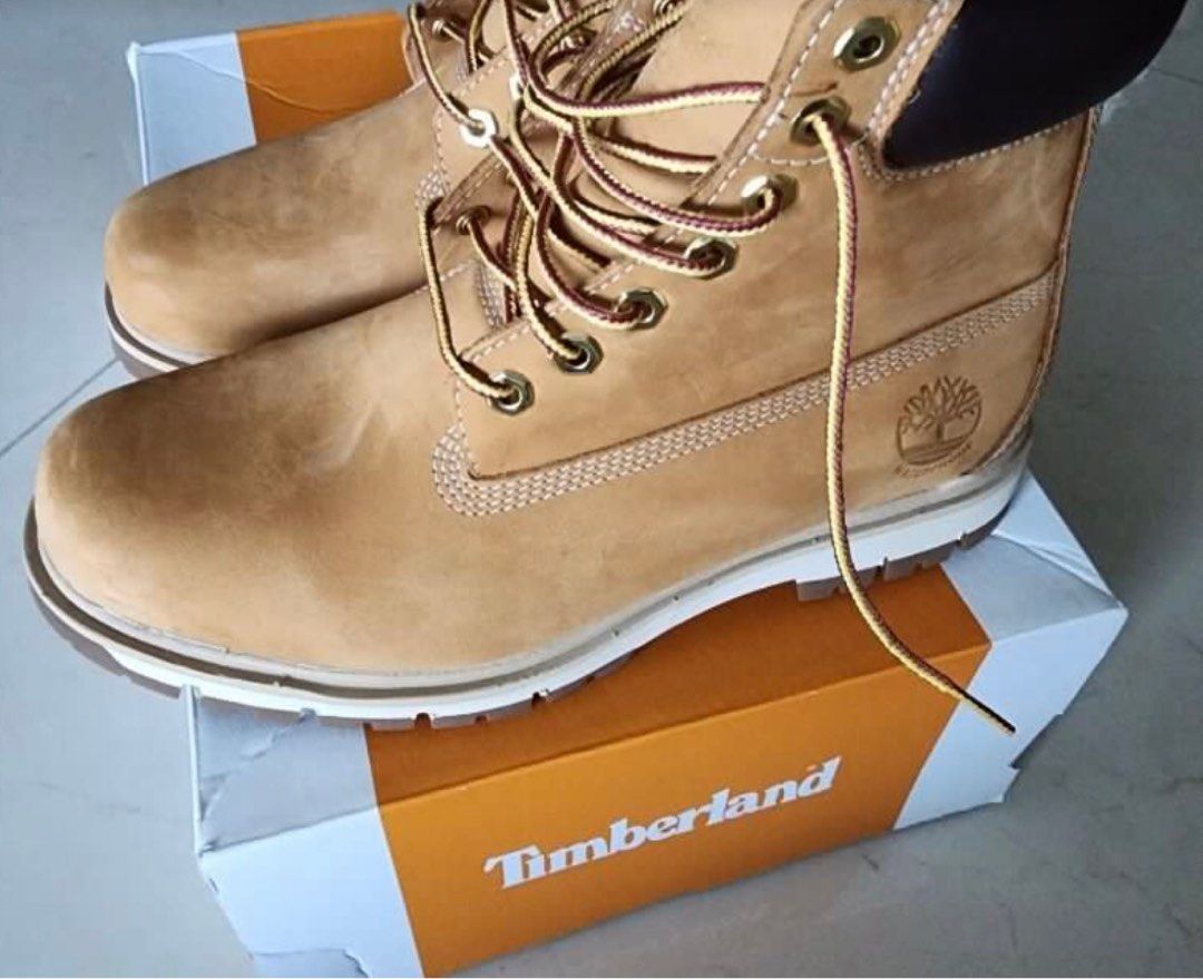 Brand new store timberland boots