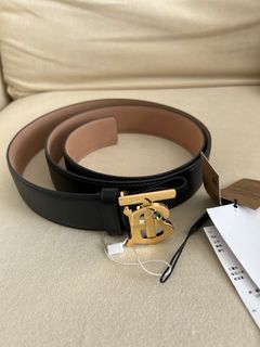 Men’s Salvatore Ferragamo Black Belt With Gold Buckle size33 AUTHENTIC  W/receipt