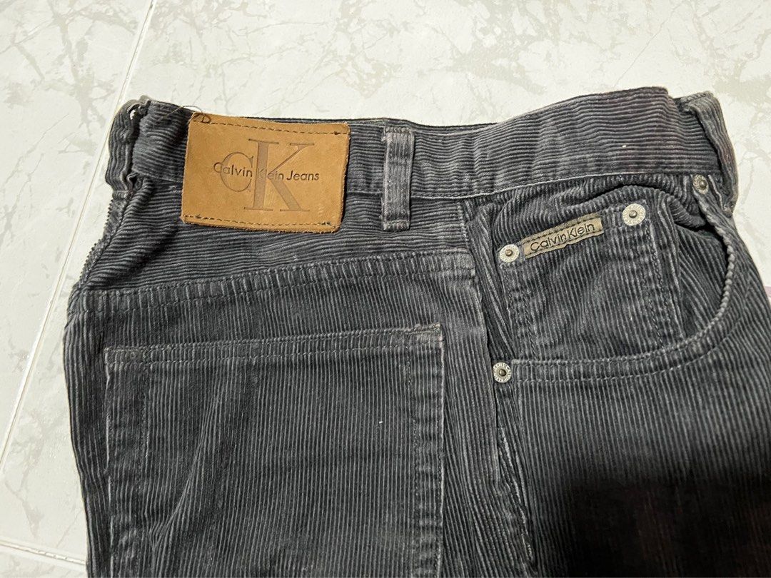 Calvin Klein Vintage Jeans / Size 28