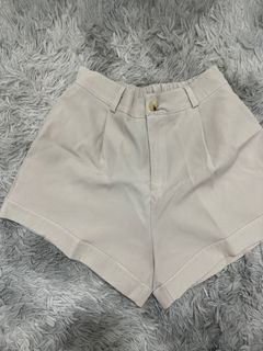 (Category: ) located in . Submitted by gladyss_preloved (Listing ID 1248035240, Image 1). Description: .