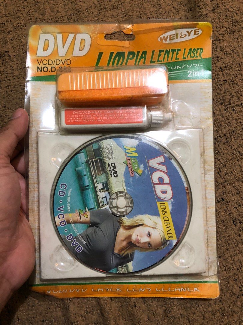 CD and DVD lens cleaning kit on Carousell