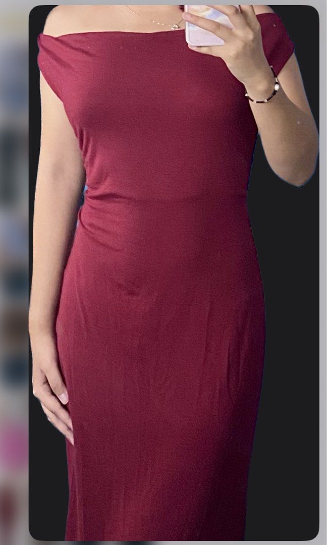 classy red dress (Category: Dresses) located in Cavite. Submitted by heykth (Listing ID 1246273606, Image 1). Description: size: large on tag can but fit to xl (stretchy) length: 49” ❀ no flaws. worn once ❀ perfect for formal events! ❀ ww postedd .