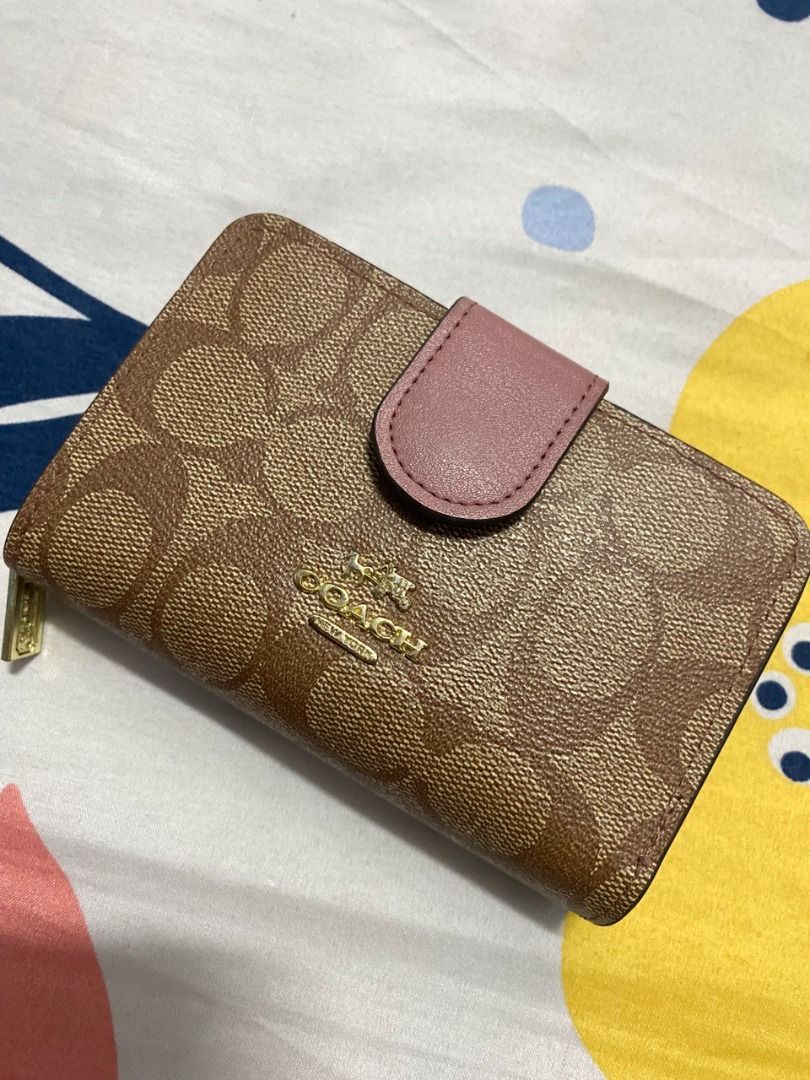 Shopee online coach wallet