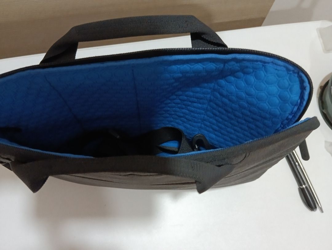 DELL Slim Laptop Bag, Computers & Tech, Parts & Accessories, Laptop