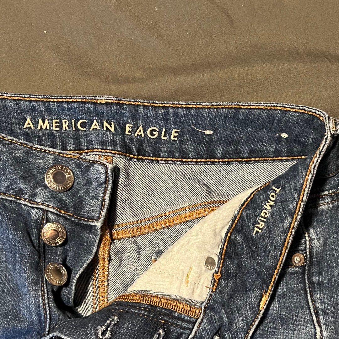 Denim Shorts | American Eagle (Category: Shorts) located in Subic. Submitted by ri.declutter24 (Listing ID 1247938212, Image 3). Description: W : 27" - 29" 🌻 Used but definitely not abused 💌 MOP : GCash & Maya only 📦 MOD : J&T 📍 Meet up : * Zambales Area * Near Mall of Asia or Aseana ( but date tba ) .