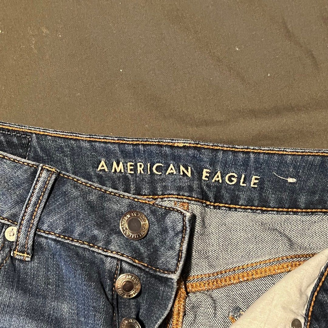 Denim Shorts | American Eagle (Category: Shorts) located in Subic. Submitted by ri.declutter24 (Listing ID 1247938212, Image 2). Description: W : 27" - 29" 🌻 Used but definitely not abused 💌 MOP : GCash & Maya only 📦 MOD : J&T 📍 Meet up : * Zambales Area * Near Mall of Asia or Aseana ( but date tba ) .