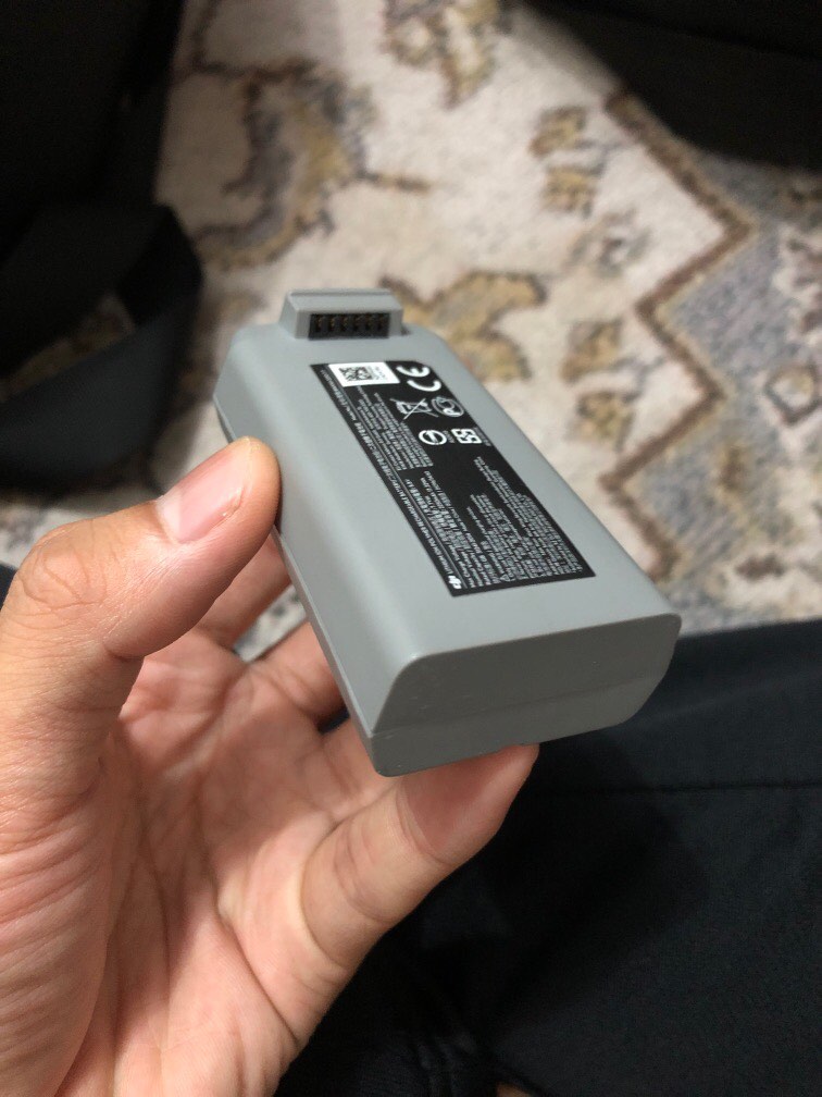 DJI MINI 2 swollen battery (kembung), Photography, Drones on Carousell