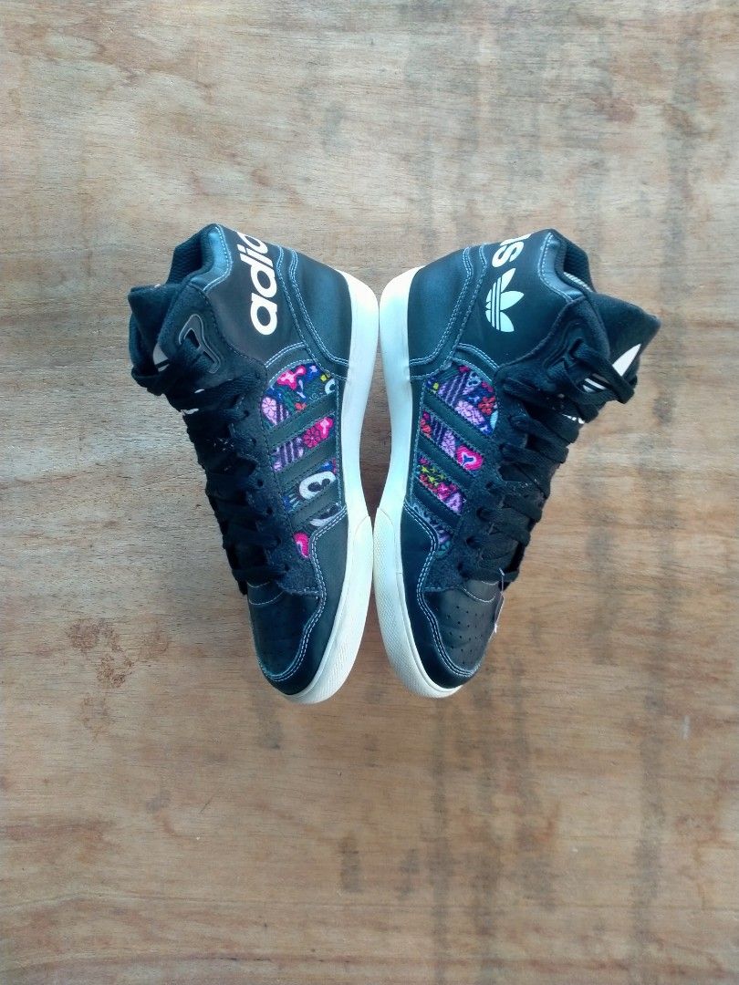 Adidas originals extaball amazon best sale