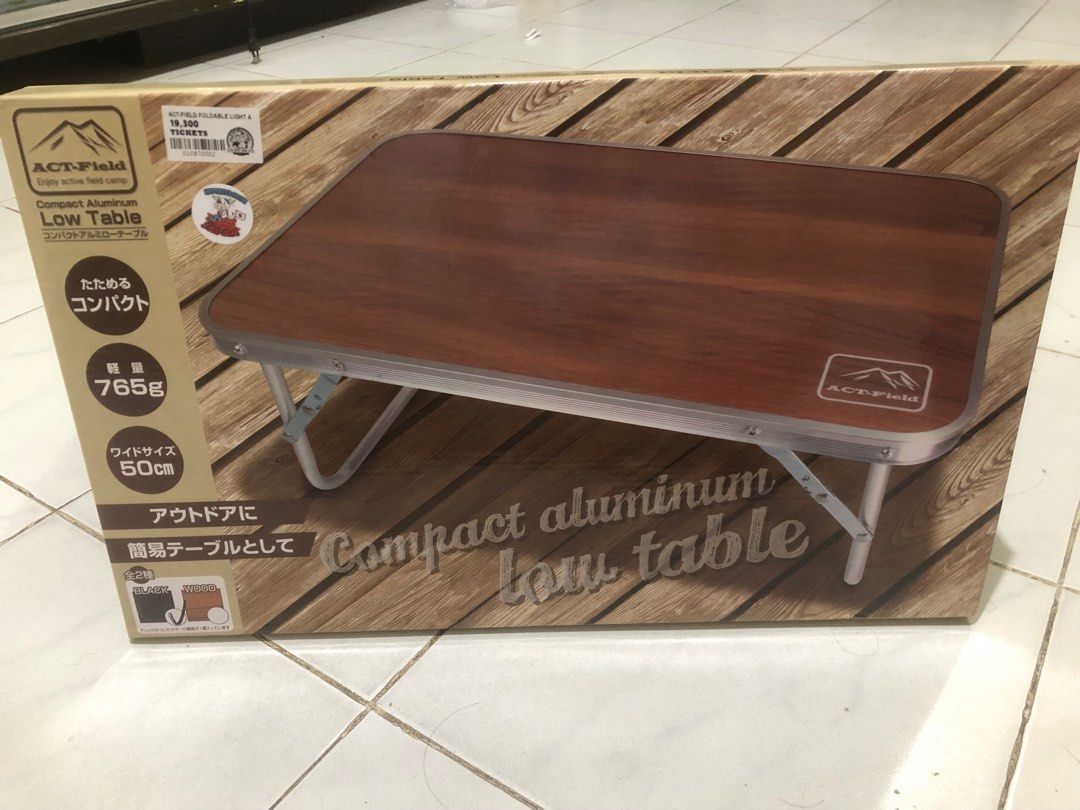 Foldable Table (Category: Tables & Sets) located in Singapore. Submitted by appleton93 (Listing ID 1248056034, Image 3). Description: .