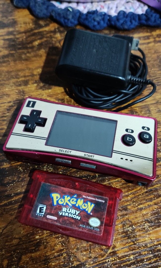 Gameboy Micro Limited Edition Mario ed. w/ Pokemon Ruby (USA/Authentic