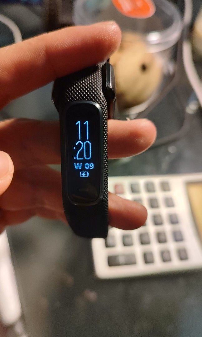 Garmin vivosmart 4 discount black friday deals